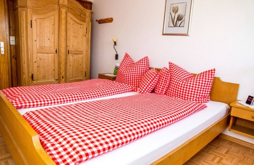 Oberried Apartment | Apartment / app. for 5 guests with 90m² in Oberried (72958)