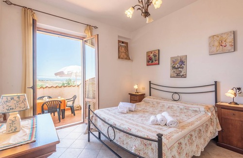 Ponte di Gabbiano Apartment | Apartment 'Appartamento Magnolia' with Shared Pool, Shared Garden and Wi-Fi