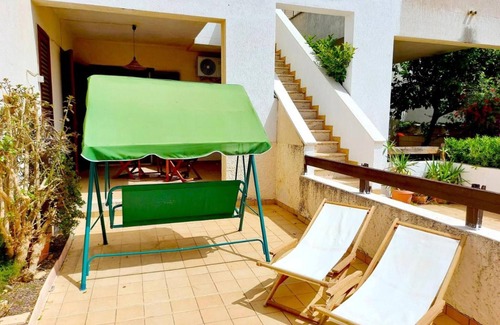 Caucana-finaiti-casuzze-finaiti Nord Apartment | Apartment 'Appartamento Giglio' with Private Terrace and Air Conditioning