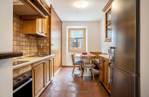 Pinzolo Apartment | Apartment 'Appartamento Yellowstone' with Mountain View, Private Terrace and Wi-Fi