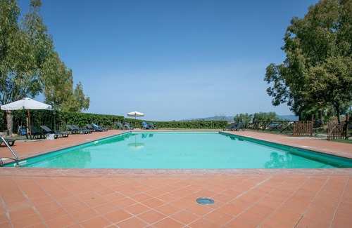 Riotorto Apartment | Apartment 'Appartamento Fetovaia' with Sea View, Wi-Fi and Air Conditioning