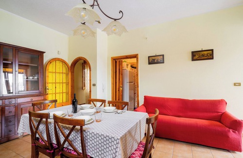Racale Apartment | Apartment 'Appartamento Maria' with Private Terrace, Wi-Fi and Air Conditioning