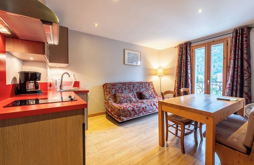 Thones Apartment | Apartment 'Appartement 310' with Mountain View, Balcony and Wi-Fi