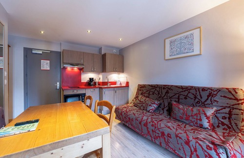 Thones Apartment | Apartment 'Appartement 310' with Mountain View, Balcony and Wi-Fi