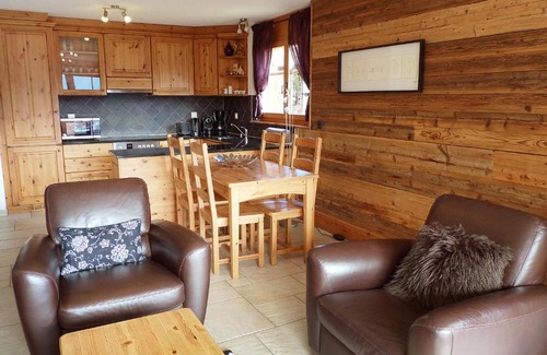 Ovronnaz Apartment | Apartment Ardève No 11 by Interhome