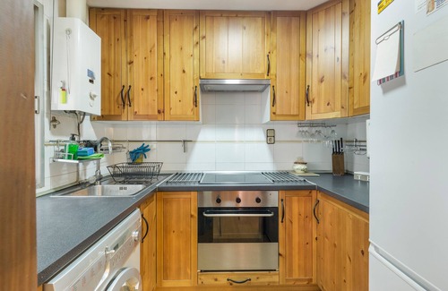 Murcia Apartment | Apartment 'Arrabal San Benito I' with Private Terrace, Wi-Fi and Air Conditioning
