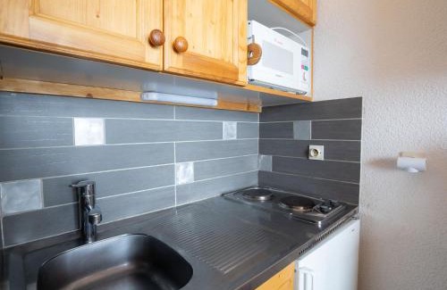 Les Menuires Apartment | Apartment Asters 1208 Batiment B4 by Interhome