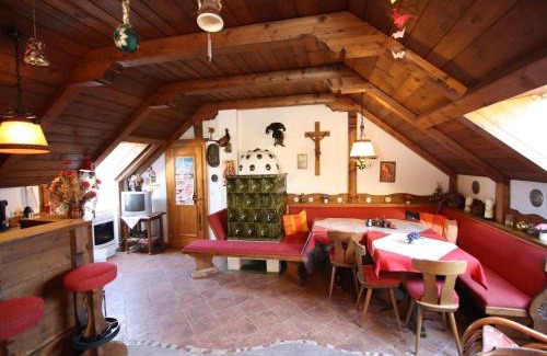 Sankt Michael im Lungau Apartment | Apartment in Lungau near Ski Bus and Forest