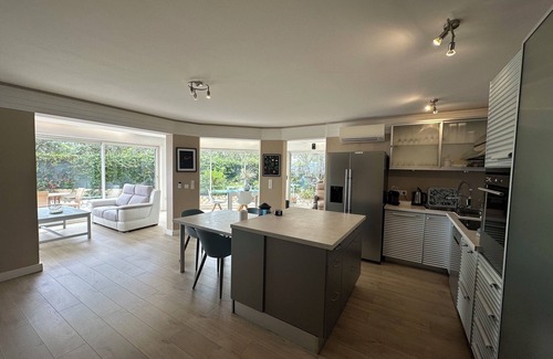 Cap d'Ail Apartment | Apartment at the gates of Monaco 100m with swimming pool Pets welcome
