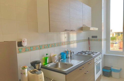 Vomero House | Apartment at Vomero Casa di Carlo al Vomero 60sqm, wi-fi, central and quiet