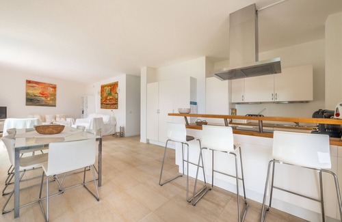 Villasimius Apartment | Apartment 'Attico Nicole' with Sea View, Private Pool and Air Conditioning