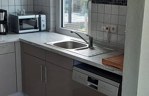 Manderscheid Apartment | Apartment Auf der Höh - 2-bed apartment, shower/toilet, 1 bedroom
