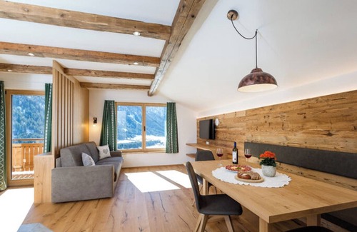 Valle di Casies Apartment | Apartment 'Ausserharmerhof Wiesenglück' with Mountain View, Shared Garden and Wi-Fi