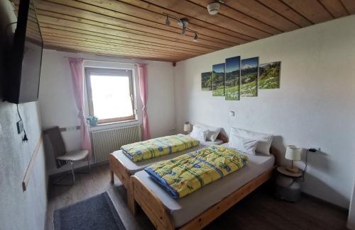 Untrasried House | Apartment Auszeit mit Küche viel Ruhe und Natur