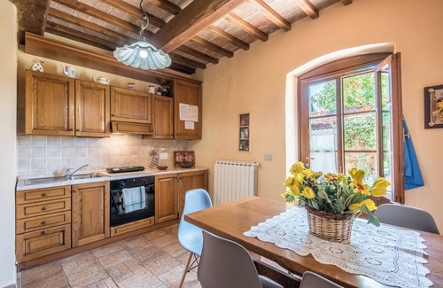 Castiglion Fibocchi Other | Apartment "Bilocale Cavaliere" with Shared Pool & Wi-Fi