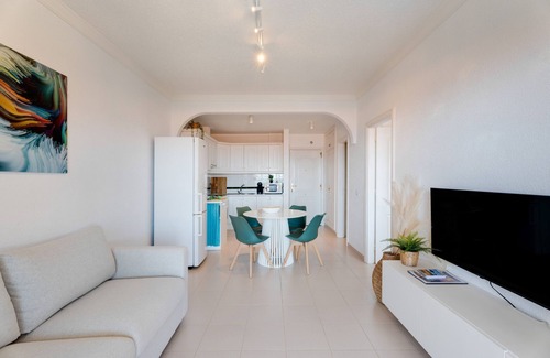 Arona Apartment | Apartment 'Balcón del mar - suite 353' with sunny south facing terrace and frontal sea view