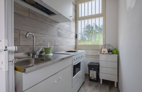 Marina di Lizzano Apartment | Apartment 'Bagnara Uno' with Sea View, Private Terrace and Air Conditioning