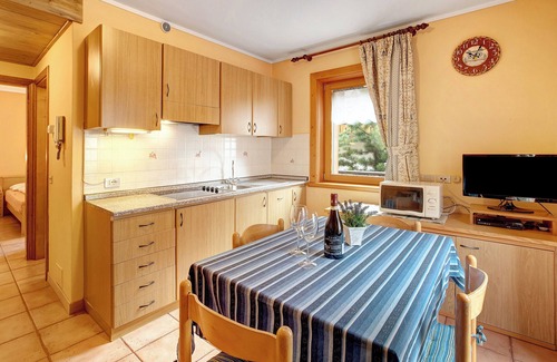Livigno Apartment | Apartment 'Bait Dal Cucù Appartamento All' with Mountain View, Shared Garden and Wi-Fi