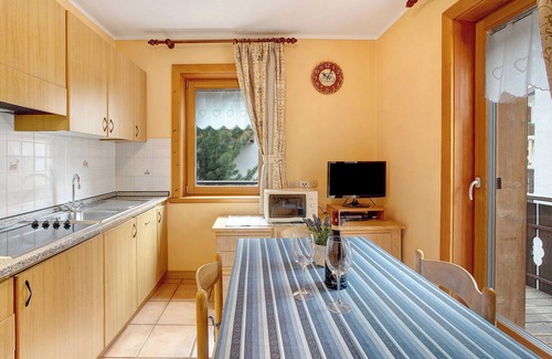 Livigno Apartment | Apartment 'Bait Dal Cucù Appartamento All' with Mountain View, Shared Garden and Wi-Fi