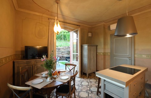Barolo Apartment | Apartment Barolo 4 in Villa Giobatta
