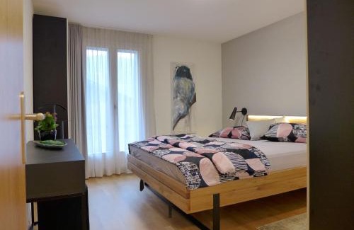 Leissigen Apartment | Apartment Beatrice Garden by Interhome
