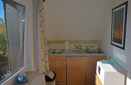 Doese Apartment | Apartment 'Bei Der Kugelbake' with Wi-Fi