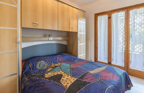 Colà Di Lazise Apartment | Apartment "BELLA ITALIA" in Lazise on Lake Garda with Pool & Sports Area, Private Sun Terrace with Barbecue, Fenced Lawn & Private Parking