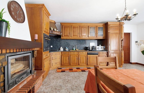 Fonte Boa Apartment | Apartment 'Bellaë Holiday - Bali' with Shared Terrace, Shared Garden and Wi-Fi
