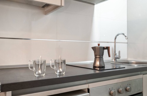 Barbate Apartment | Apartment 'Bellamar 5 Family Studio' with Wi-Fi and Air Conditioning