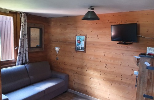 Belle Plagne Apartment | Apartment belle plagne residence agate, ski in, ski out