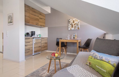 Waggershausen Apartment | Apartment 'Bergchalet Mirabell - Fewo Auszeit' with Mountain View at the lake constance