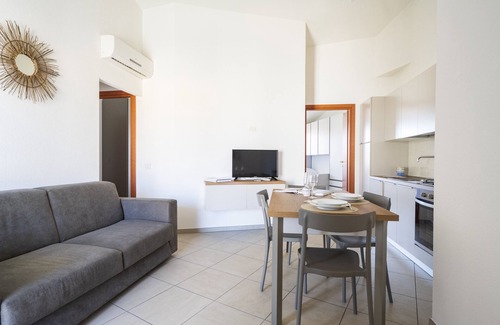 Arbatax Apartment | Apartment 'Bernabé' with Private Terrace, Balcony and Air Conditioning
