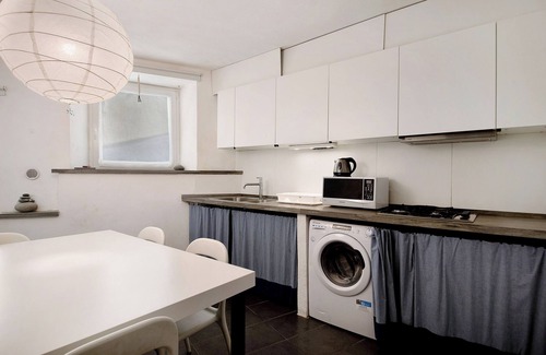 Bonassola Apartment | Apartment "Beroni su Due Livelli" close to the Sea with Wi-Fi