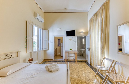 Presicce Apartment | Apartment 'Bilocale Con Angolo Cottura' with Wi-Fi and Air Conditioning