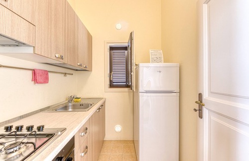 Presicce Apartment | Apartment 'Bilocale Con Angolo Cottura' with Wi-Fi and Air Conditioning