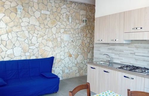 Vieste Apartment | Apartment 'Bilo Superior' with Private Garden, Wi-Fi and Air Conditioning