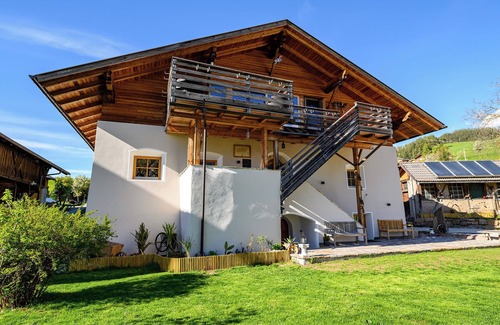 Castelrotto Apartment | Apartment 'Biohof Oberzonn Labe' with Mountain View, Shared Garden and Wi-Fi