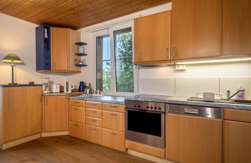 Tettnang Apartment | Apartment 'Bleichnau 3' with Shared Terrace and Wi-Fi