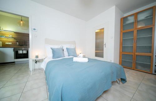Pempelfort Apartment | Apartment Blue - Zentral und gut angebunden