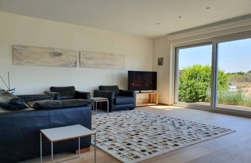 Koksijde-Bad Apartment | Apartment by Belgian Coast near Dunes & Beach