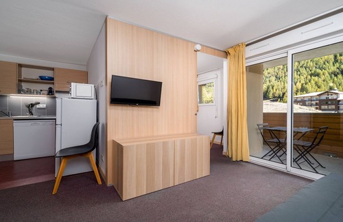 Allos Apartment | Apartment by Interhome