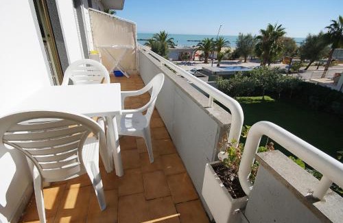 Porto d'Ascoli Apartment | Apartment Cala Luna-2 by Interhome