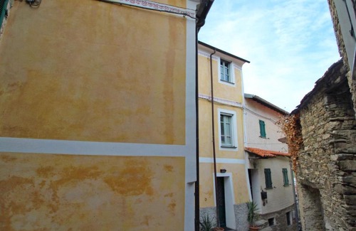 Canneto Apartment | Apartment Canneto-3 by Interhome