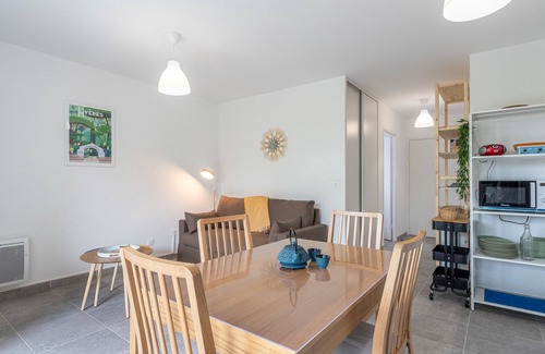 Hyeres City Centre Apartment | Apartment Canopy by Interhome