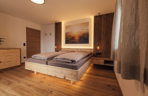 Longomoso Apartment | Apartment Cara - Balcony with a view of the mountains