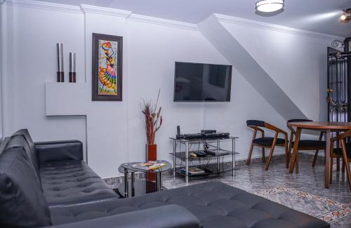 Zona Rosa Apartment | Apartment Carrera 301