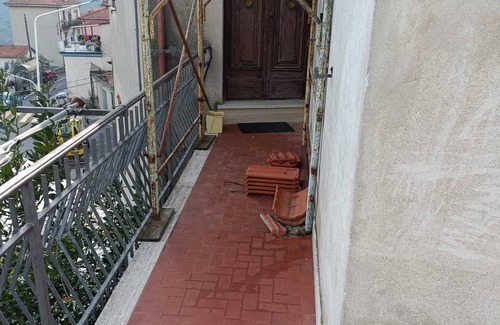 Aurigo Apartment | Apartment 'Casa Adriano' with Private Terrace and Balcony