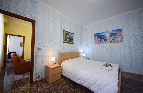San Teodoro Apartment | Apartment 'Casa Boheme' with Wi-Fi and Air Conditioning