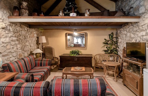 Vila do Conde Apartment | Apartment 'Casa Do Caldas - Casa 4' with Shared Pool, Wi-Fi and Air Conditioning