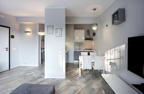 Diano Marina Apartment | Apartment Casa gioia with Sea View, Garden and Wi-Fi